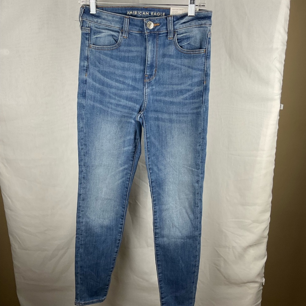 NEW American Eagle High Rise Jegging - Picture 1 of 10